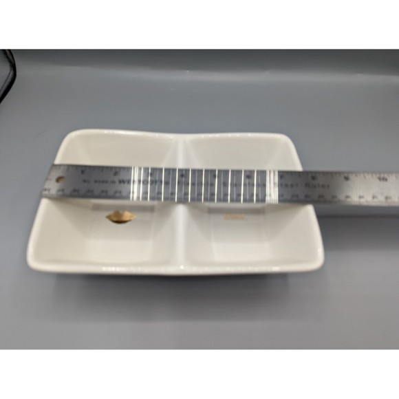 Rae Dunn Muah Lip Divided Dish Bowl Candy Nuts Dip Condiments Artisan Collection - Picture 9 of 10